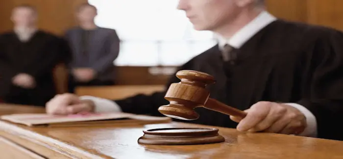 Tribunal bis 18 06 2016