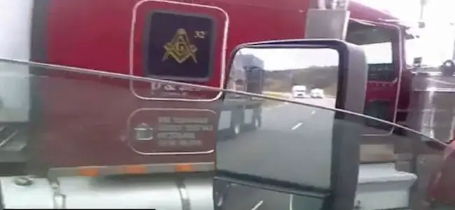 camion_franc_macon_cerceuil.jpg